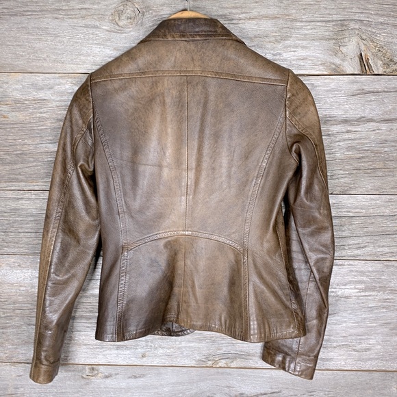 Danier Distressed Brown Leather jacket - Picture 6 of 12